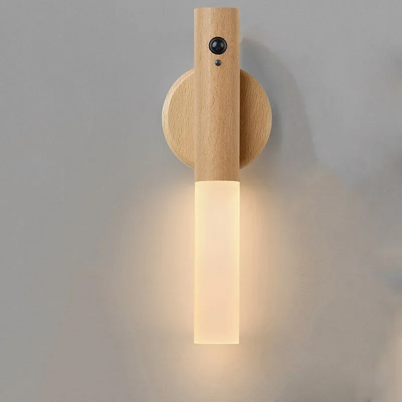 Lumora Wall Light